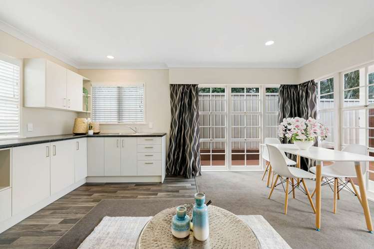 13 Harford Place Pakuranga Heights_18