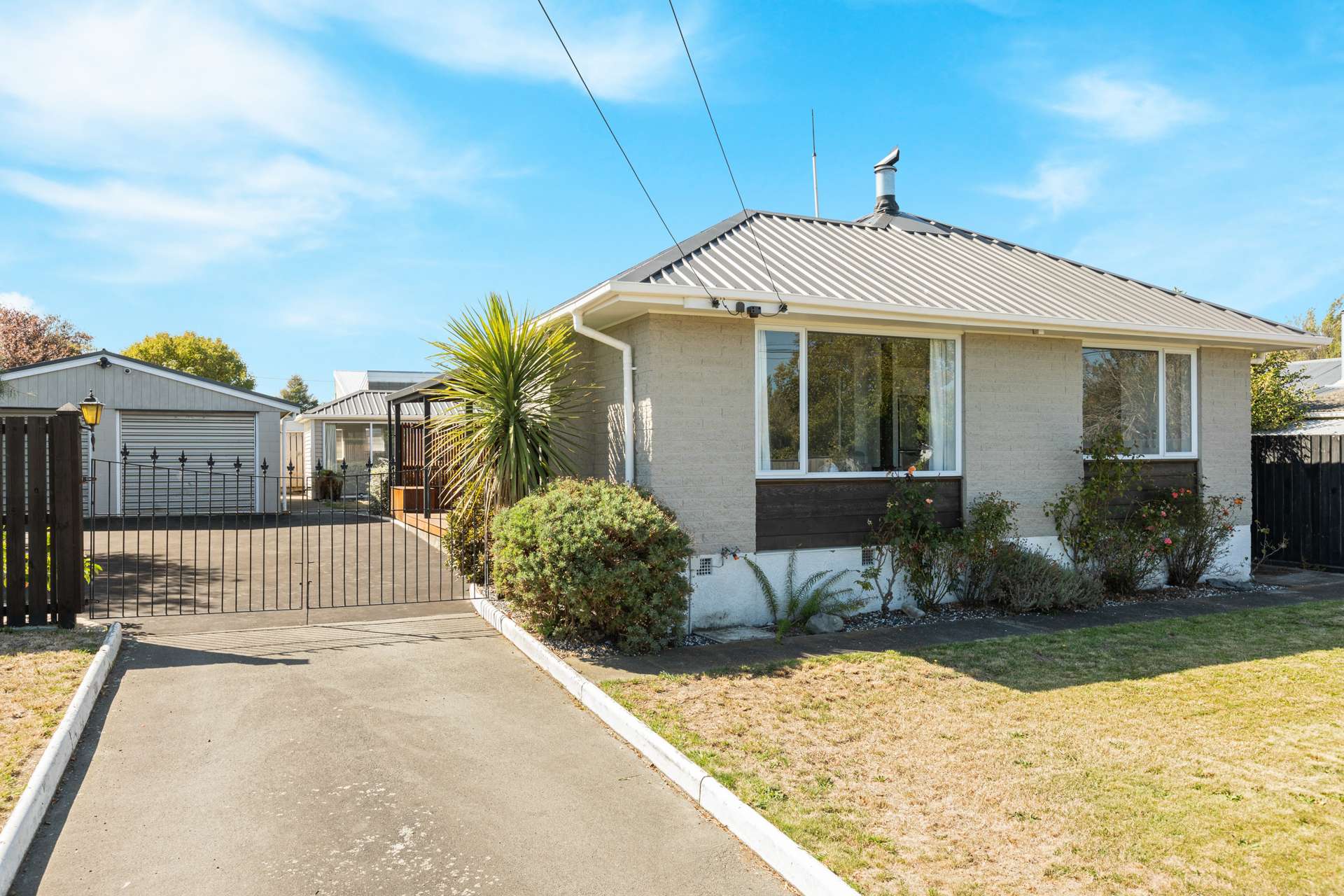 98 Greenhaven Drive Burwood_0