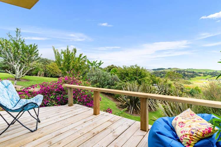 215 Valley View Road Otaika_16