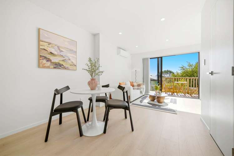 29A Holmes Drive South_5