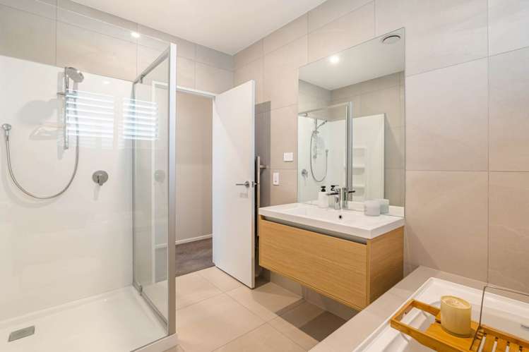 34 Symes Drive Red Beach_23