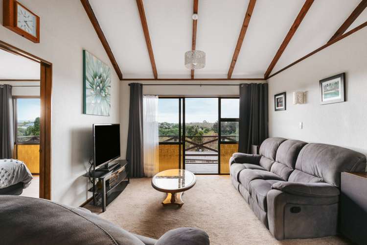 16 Langstone Street Welcome Bay_10