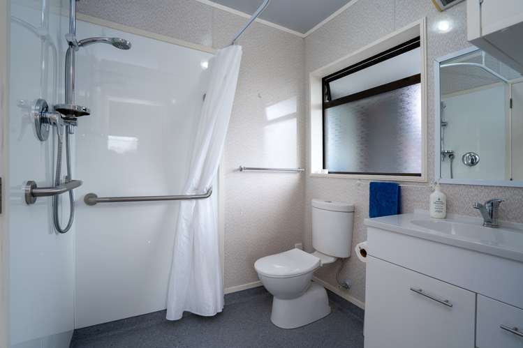 119 Burns Street Leamington_15