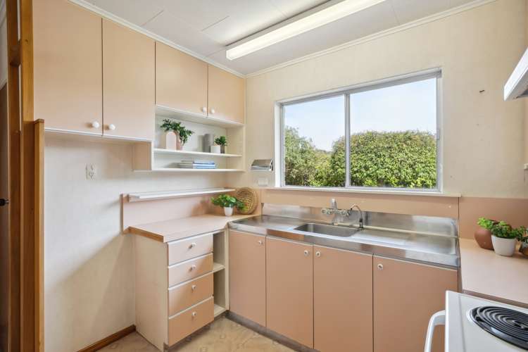 4 Matipo Street Waikanae_2