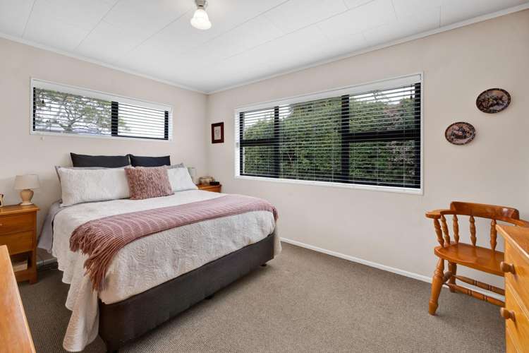 8 Kowhai Street Inglewood_15