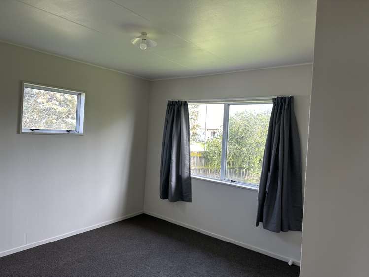 350 Flaxmere Avenue Flaxmere_8