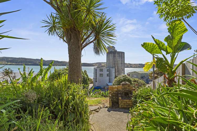 77 Wallis Street Raglan_28