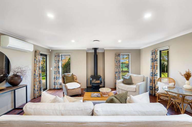 145 Powdrell Road Meeanee_3