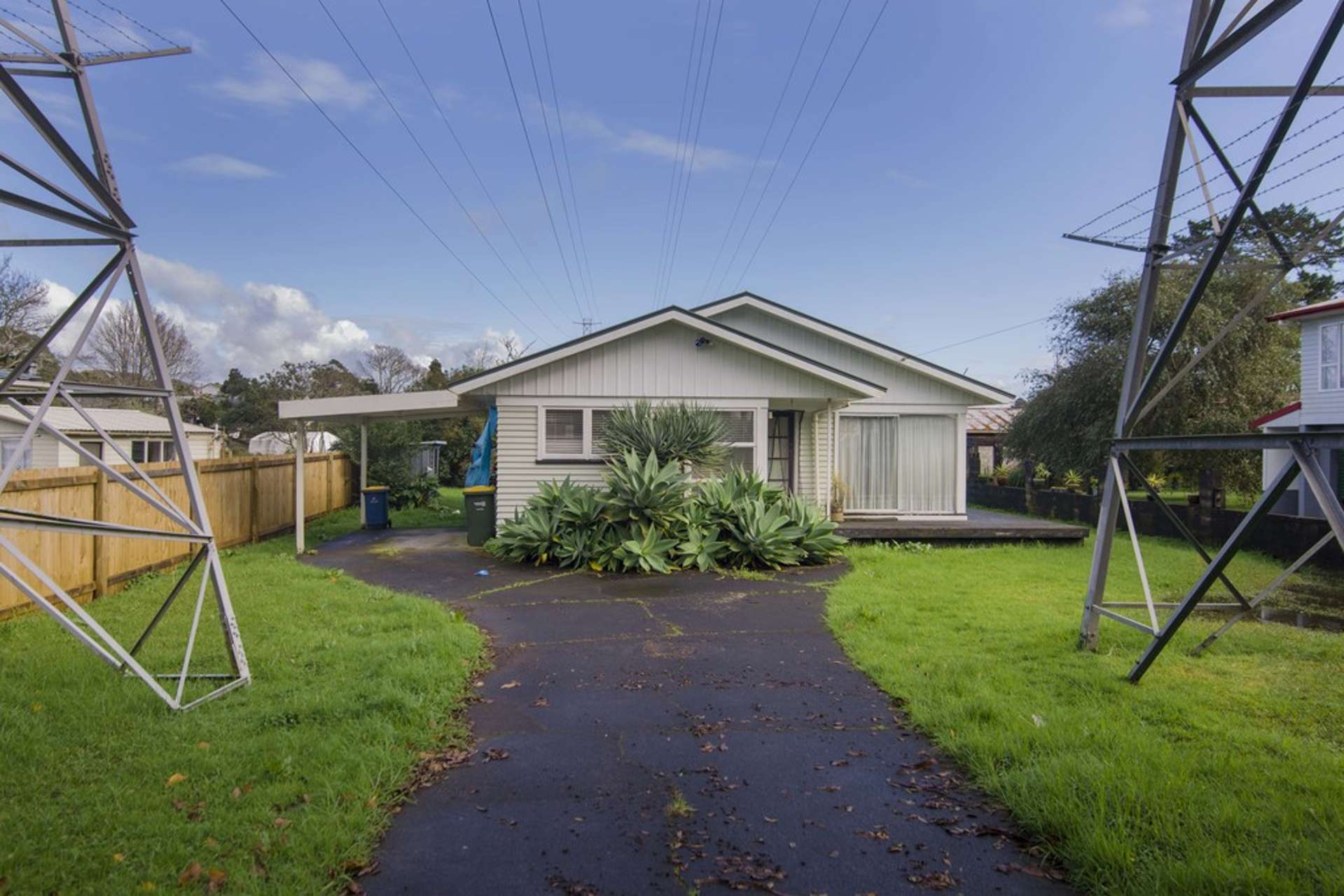 44 Queen Mary Avenue New Lynn_0