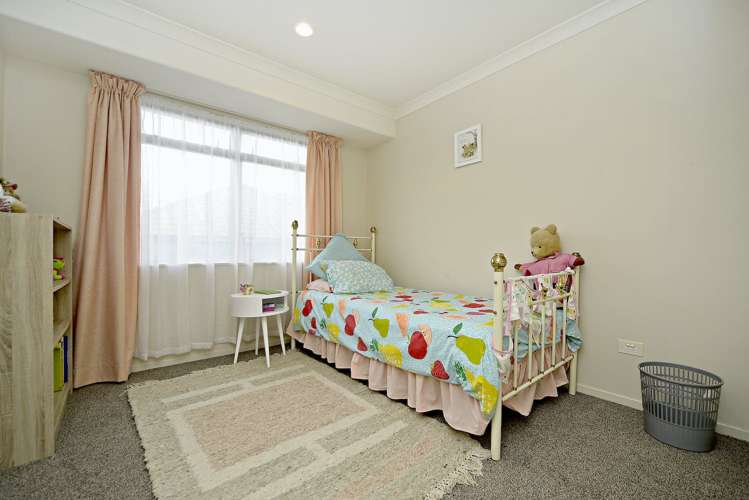 32 Maybole Drive Flat Bush_15