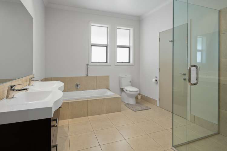 7 Covent Gardens Springlands_11