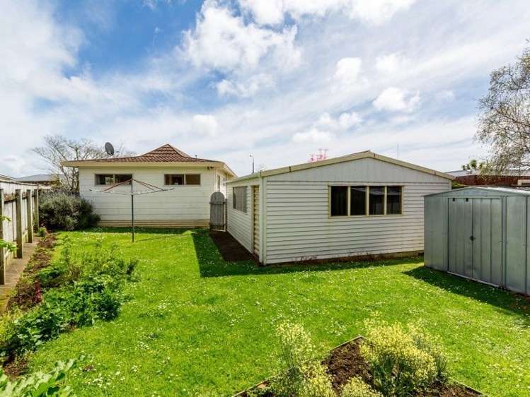 29 Wesley Avenue Frankleigh Park_6