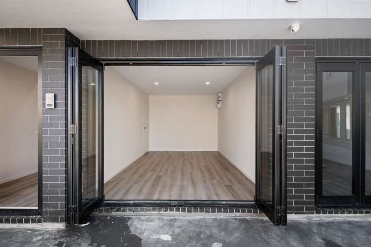 9/2 Nikau Street New Lynn_10