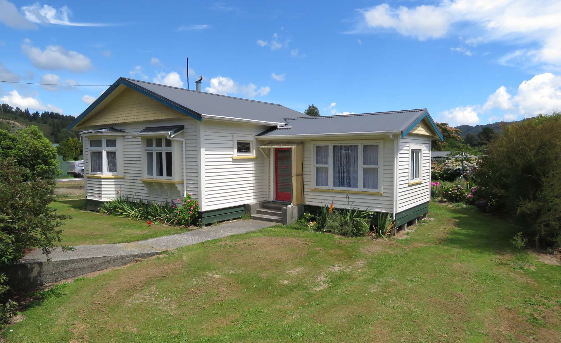 4 Sinnamon Street Reefton_0