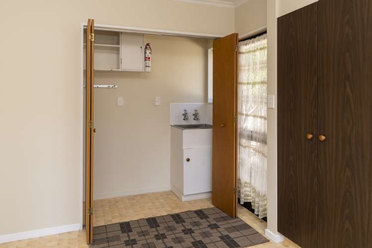 7 Brydon Way The Wood_5