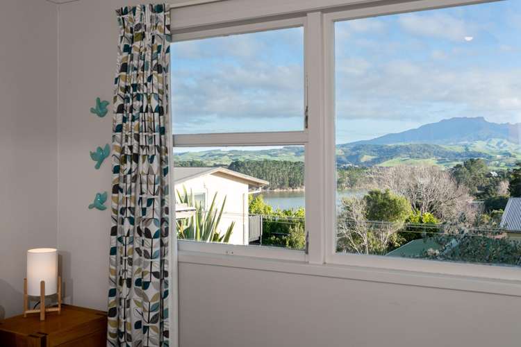 6 Manukau Road Raglan_10