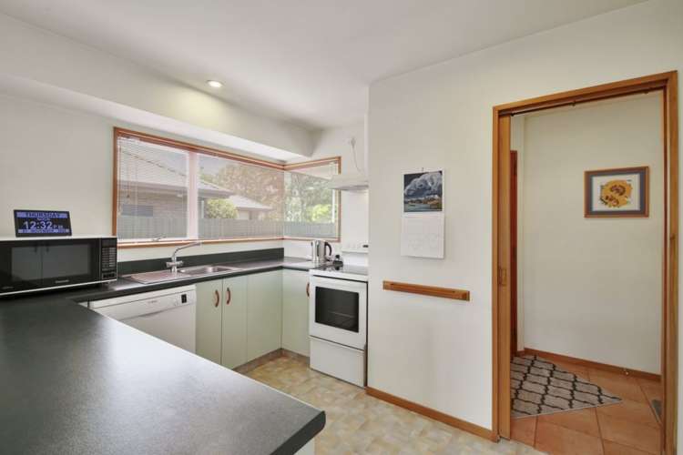 2A Kingsbury Avenue_1