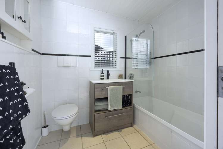 5 Yates Street Onehunga_12