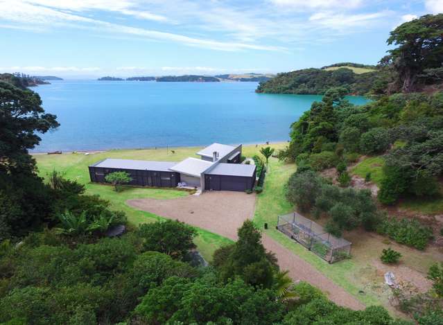 677 Orapiu Road Waiheke Island_4