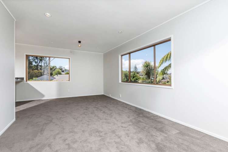 1/37 Camrose Place Glenfield_3