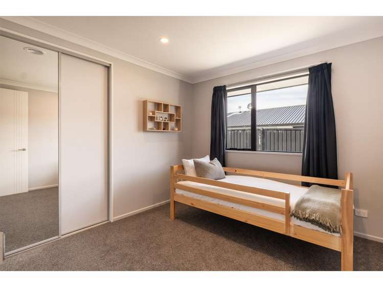 27 Lakeland Avenue Twizel_13
