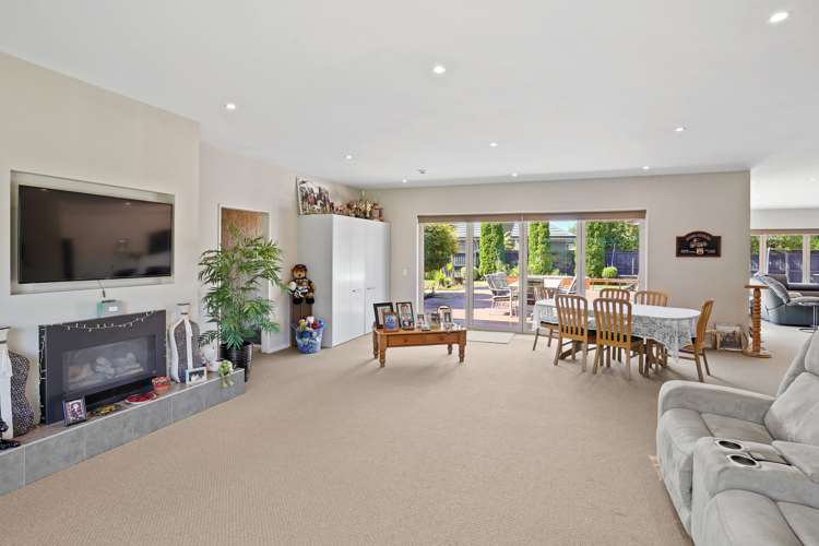 11 John Campbell Crescent Hillmorton_16