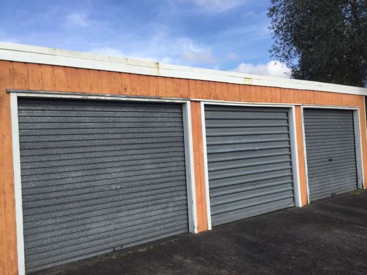 3/2 Vodanovich Road Te Atatu South_6