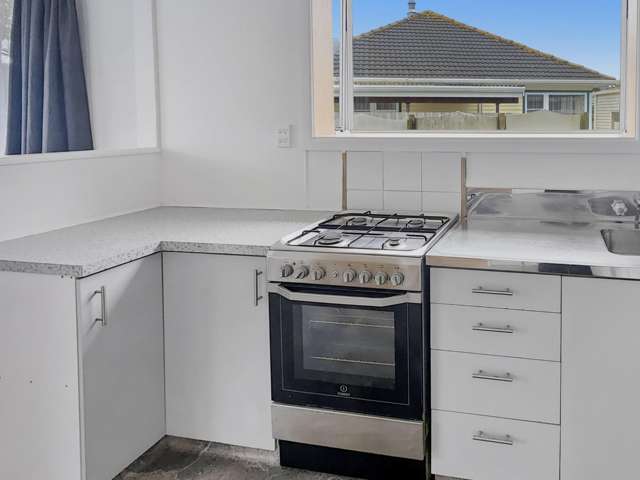 2 Miles Crescent 10629_3