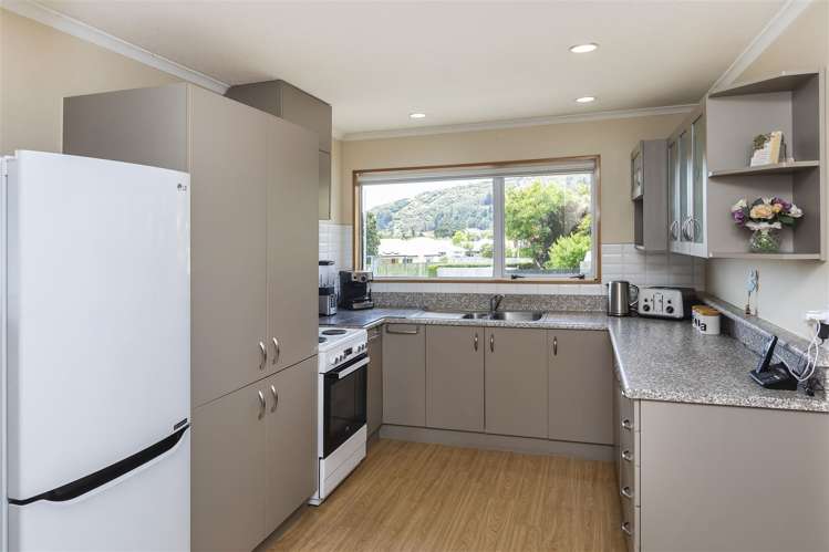 2/81 Port Hills Road Heathcote Valley_6