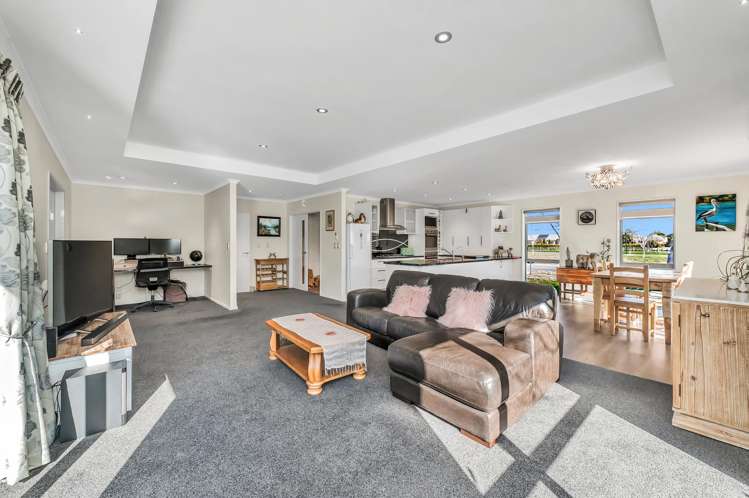 66 Preston Avenue West Melton_11