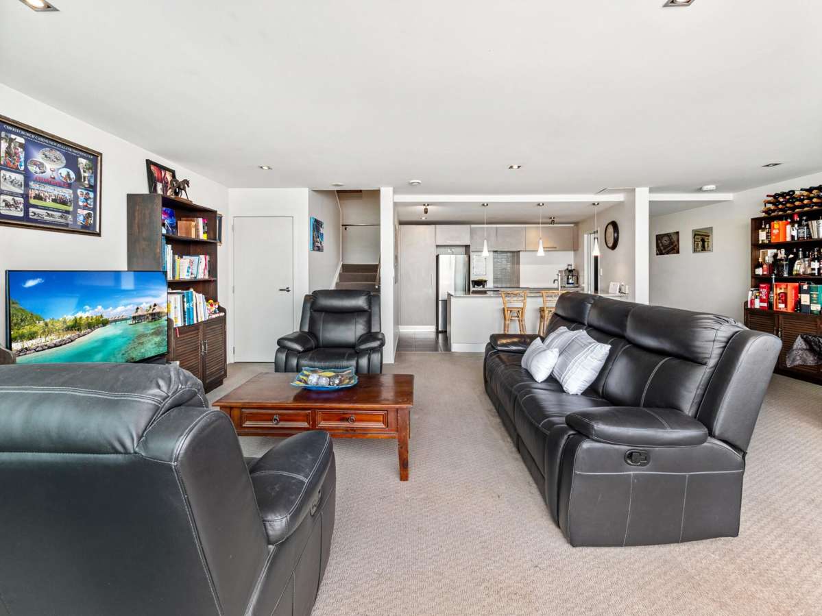 104/6 Tawa Street_3