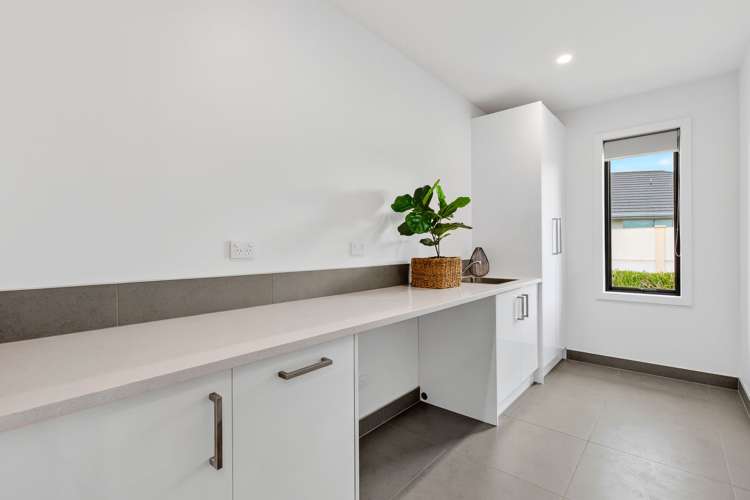 62 Alan Livingston Drive Cambridge_20