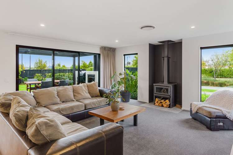 196 Southfield Drive Lincoln_9