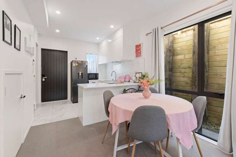 4/112 Moore Street 10679_3