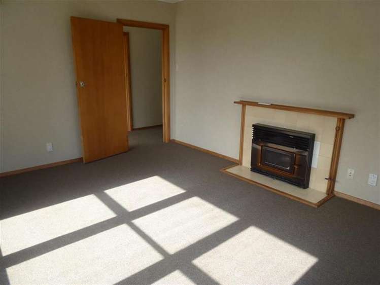 25 Hudson Avenue Bulls_8