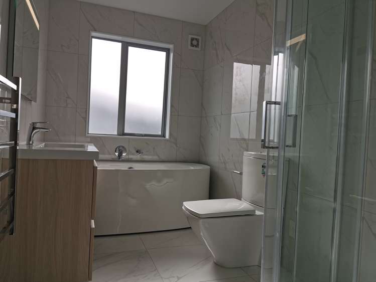 45 Toanui Road Hobsonville_12