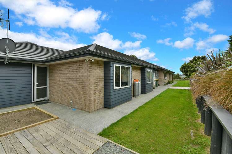25 Hobbs Road Matakatia_28