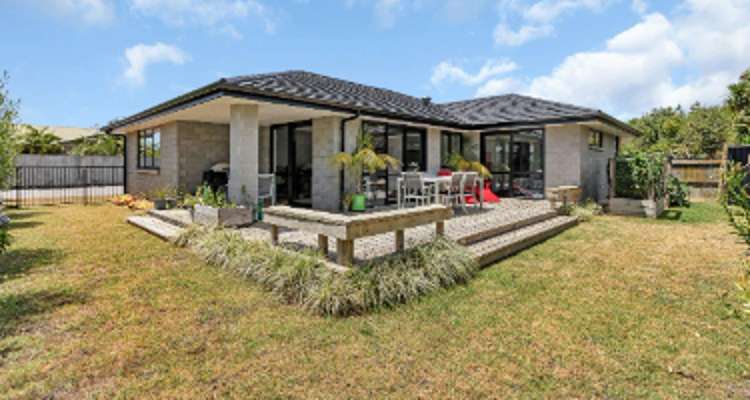 370 One Tree Point Road_0