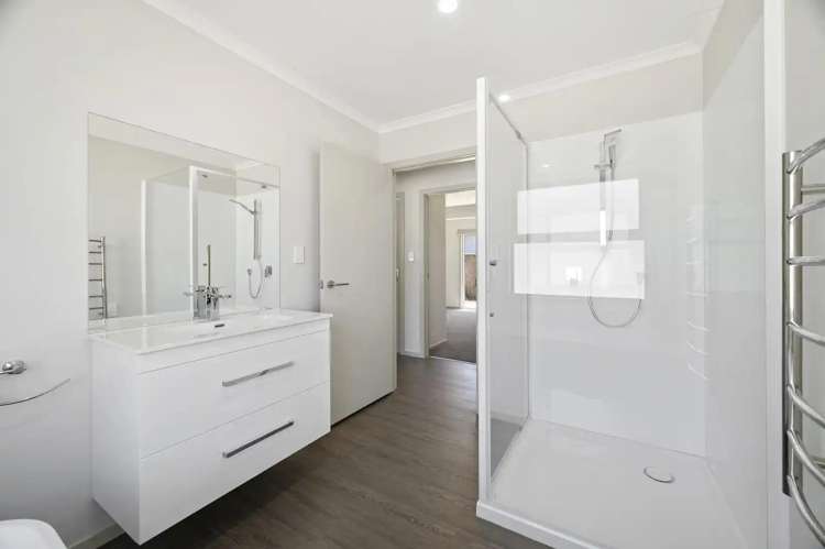 B/15 Noni Street 11211_5