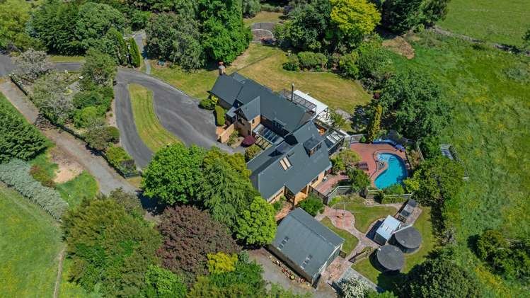 323 Reid Line East Colyton_59