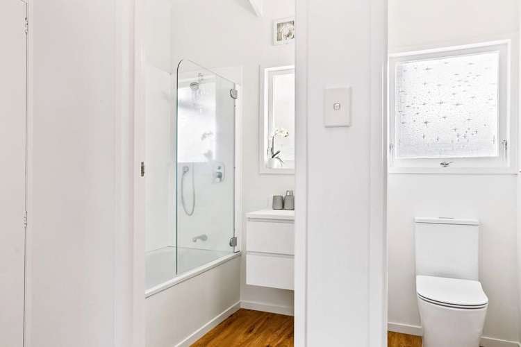 1/1A Yeovil Road Te Atatu Peninsula_4