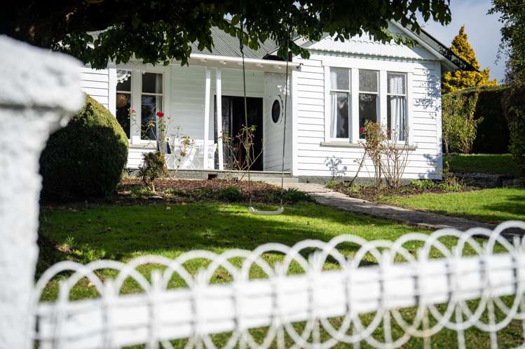 28 Harrington Street Lawrence_26