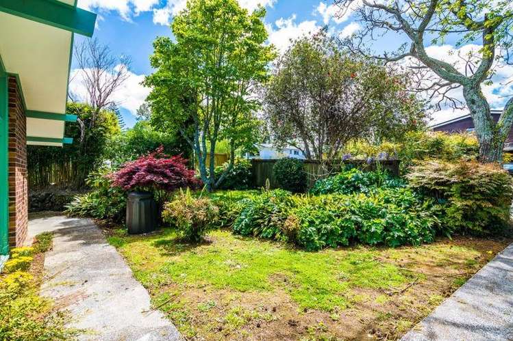 6 Totara Grove Hillcrest_1