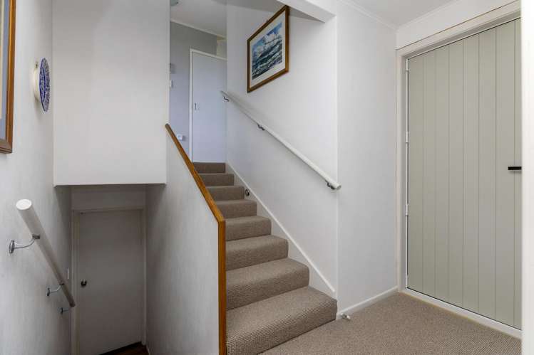 12 Wheretia Street Central_18