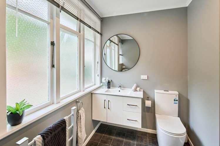 61 Hair Street Wainuiomata_6
