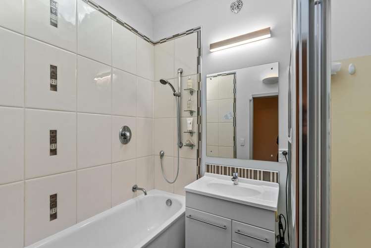 29 Lyndhurst Road Te Atatu South_18