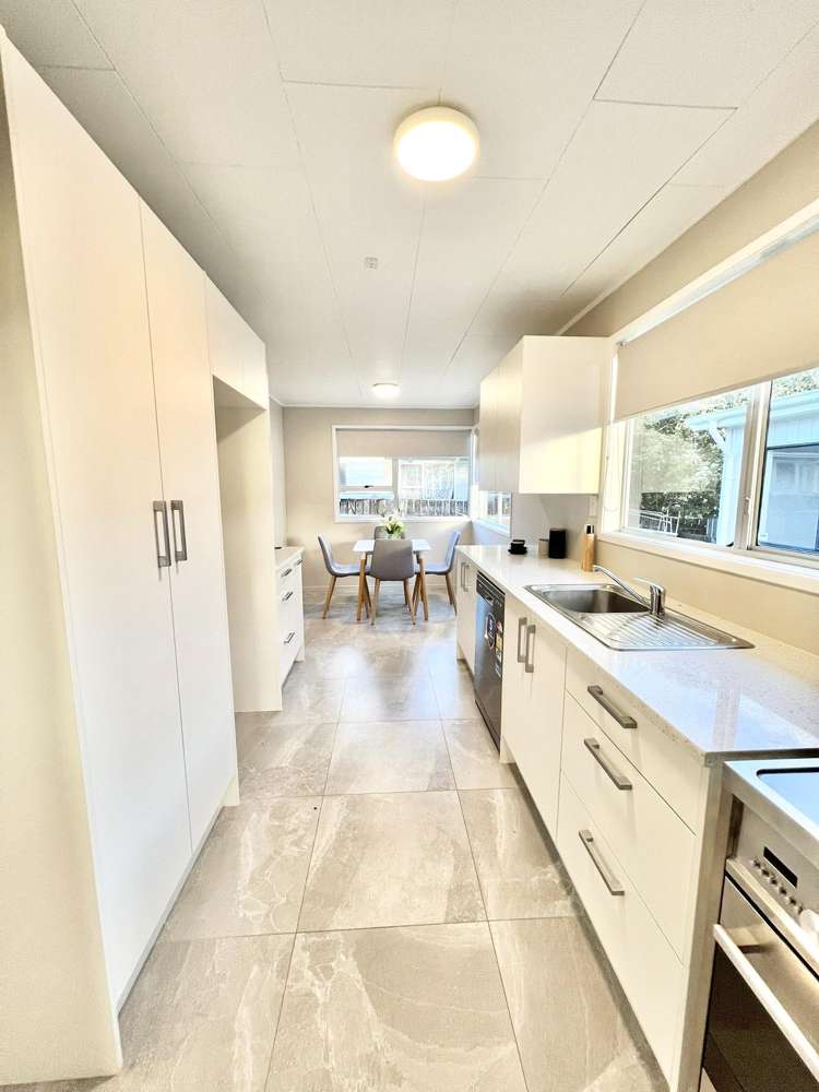 2 Misty Place Papatoetoe_14