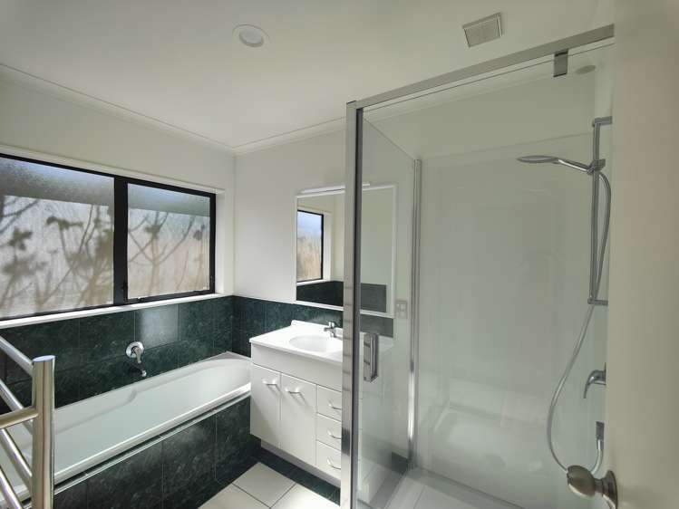 8 Amylynn Place East Tamaki_12