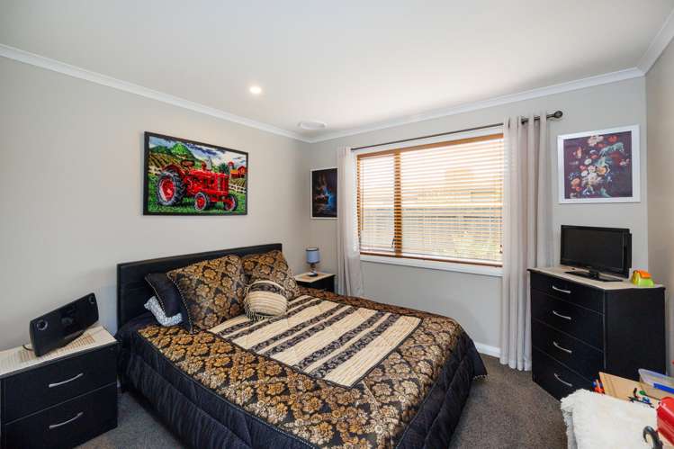 71 Johnstone Drive Fitzherbert_12