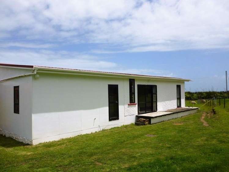 4 Kiri Road Opunake_15